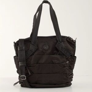 Lululemon black top bag
